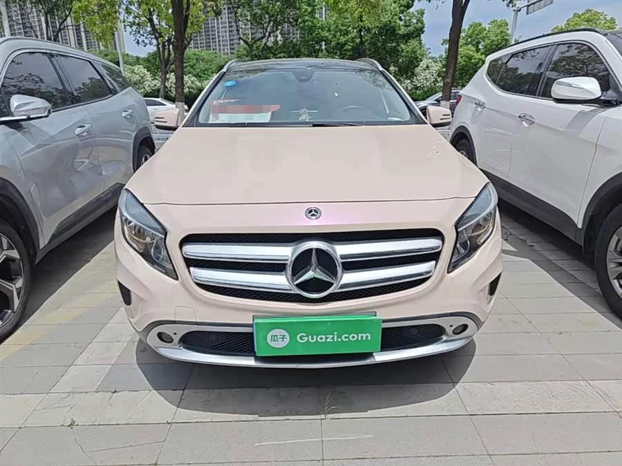 Mercedes Benz GLA