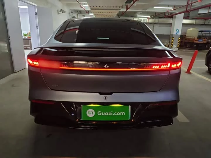 Dongfeng eπ007