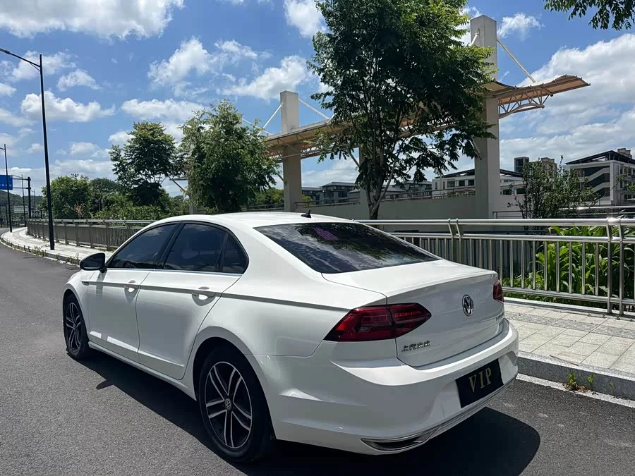 Volkswagen Lingdu