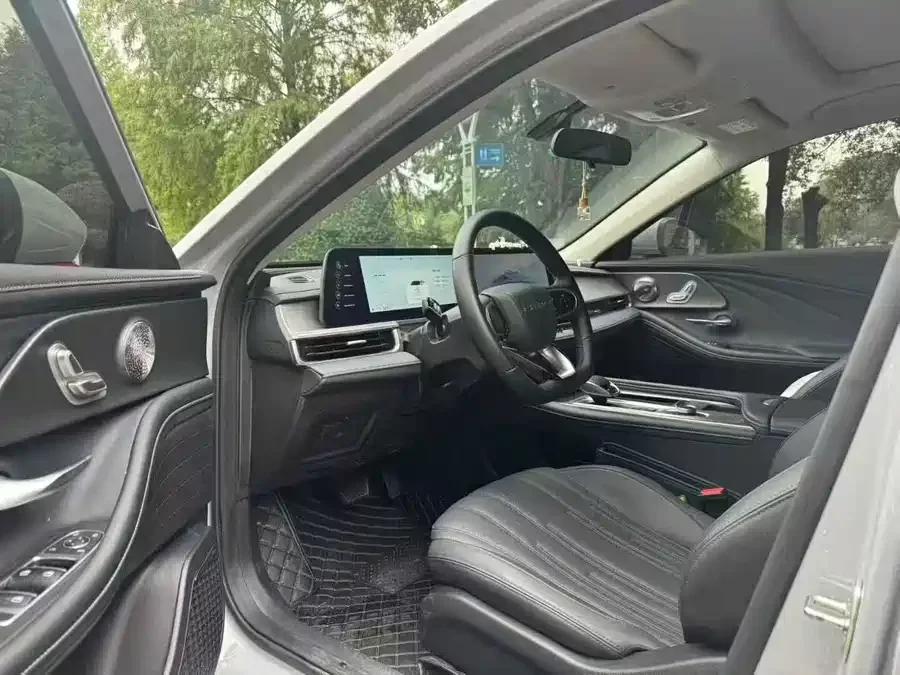 Chery Fengyun A8