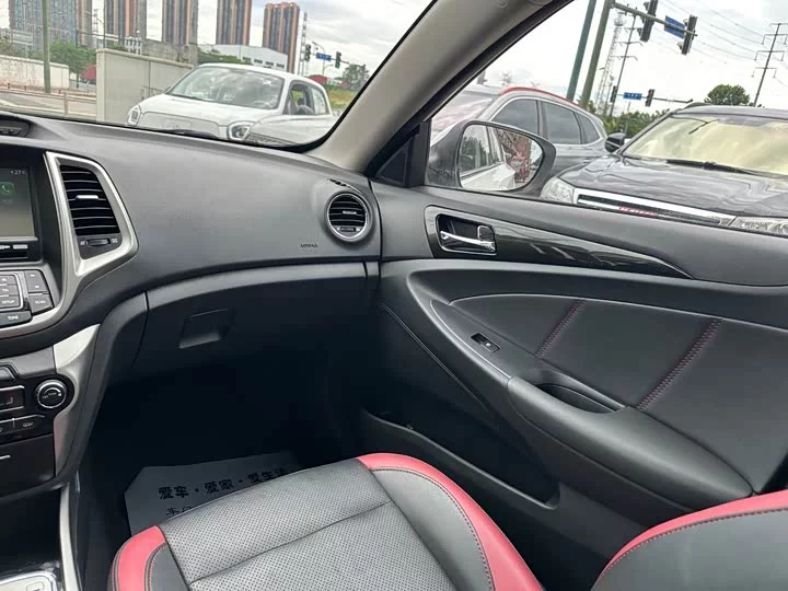 Changan Eado XT