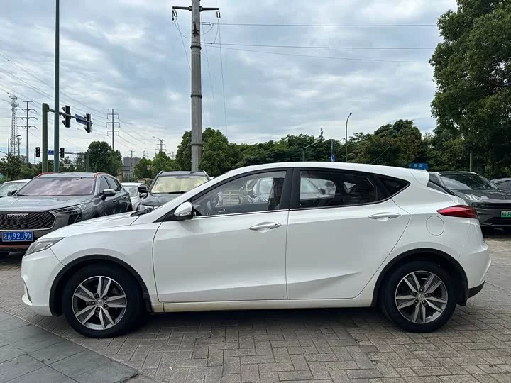 Changan Eado XT
