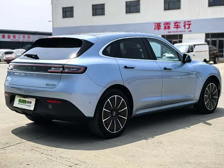 AITO Question Wenjie M5
