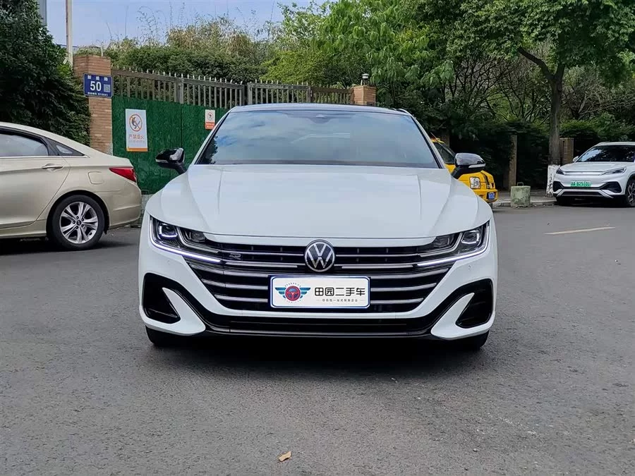 Volkswagen FAW- CC