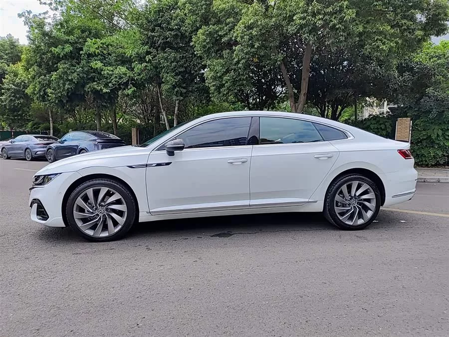 Volkswagen FAW- CC