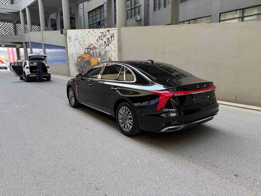 Hongqi H5