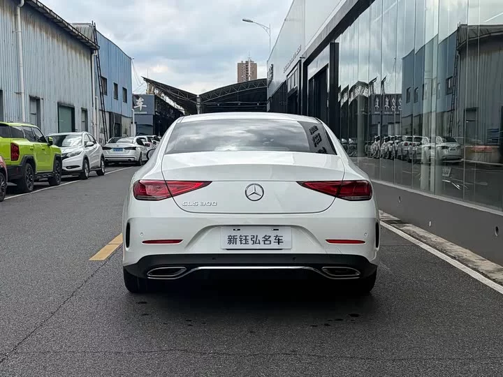 Mercedes-Benz CLS