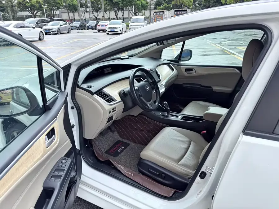 Honda Jade