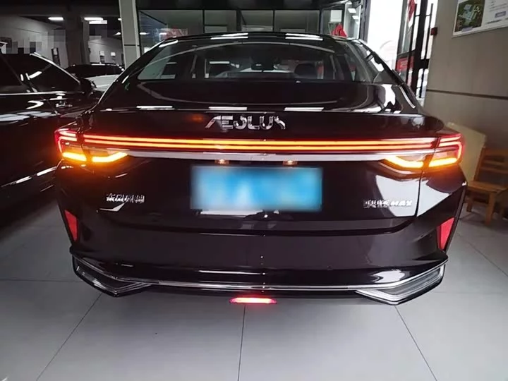 Dongfeng Yixuan MAX