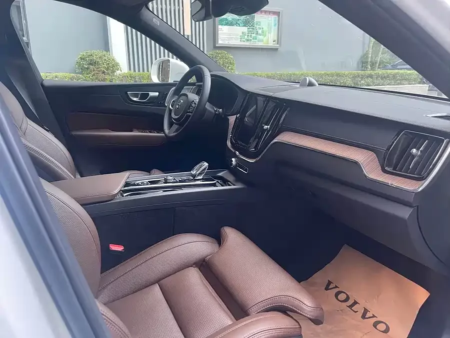 Volvo XC60 Plug-in Hybrid
