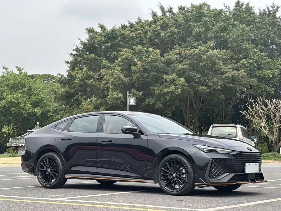 Changan UNI-V