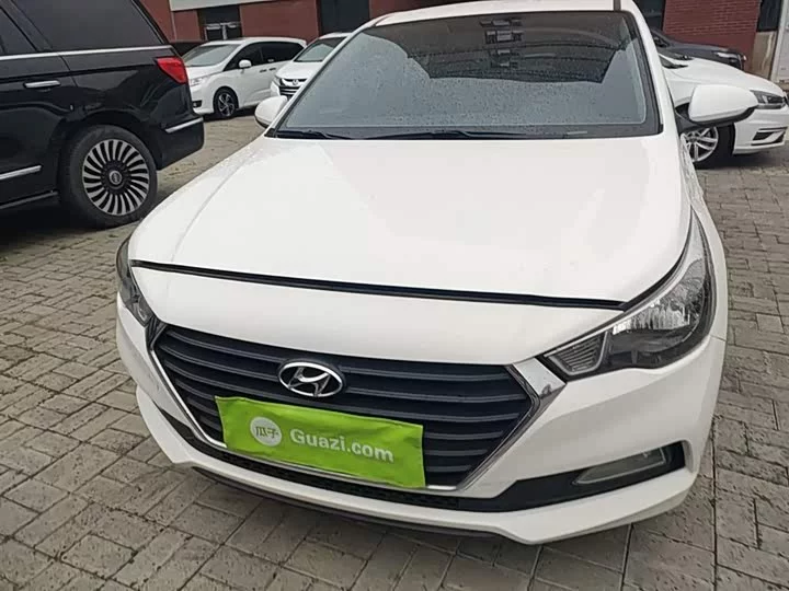 Hyundai Accept