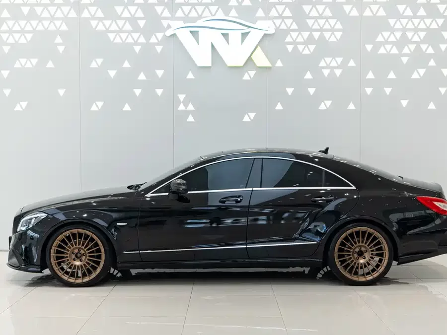 Mercedes Benz CLS
