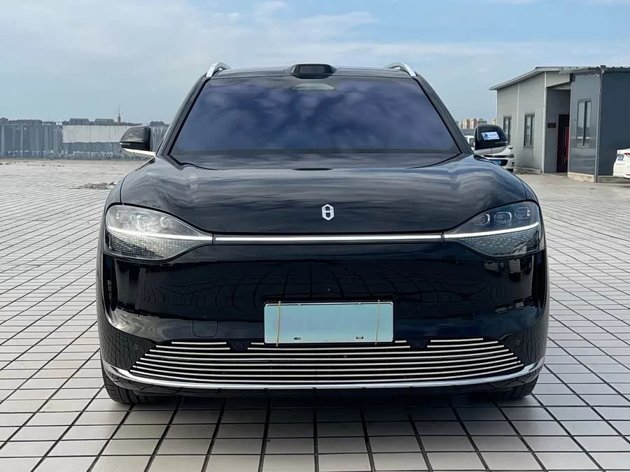 AITO Wenjie M9
