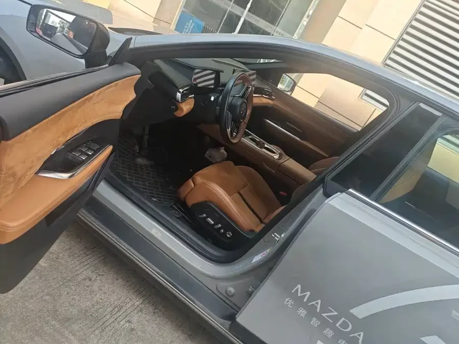 Mazda EZ-6