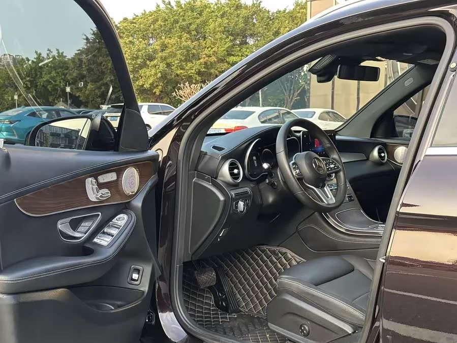 Mercedes Benz GLC