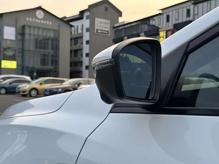 Geely Binrui