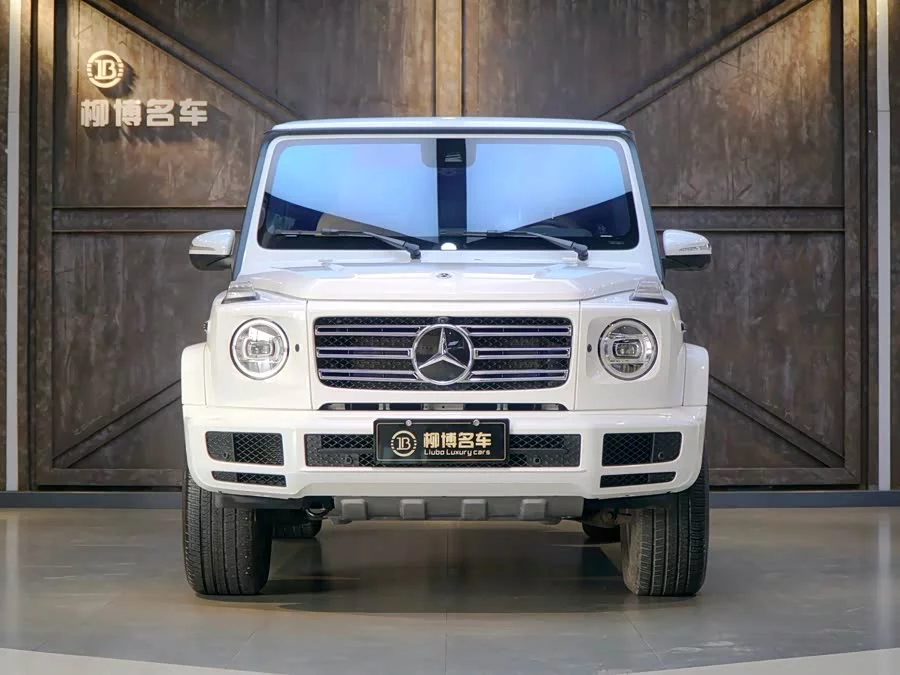 Mercedes Benz G-rated