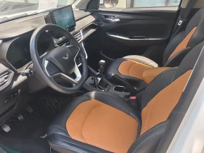 Wuling Hongguang S3