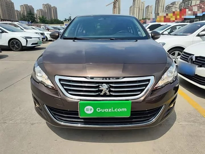 Peugeot 408