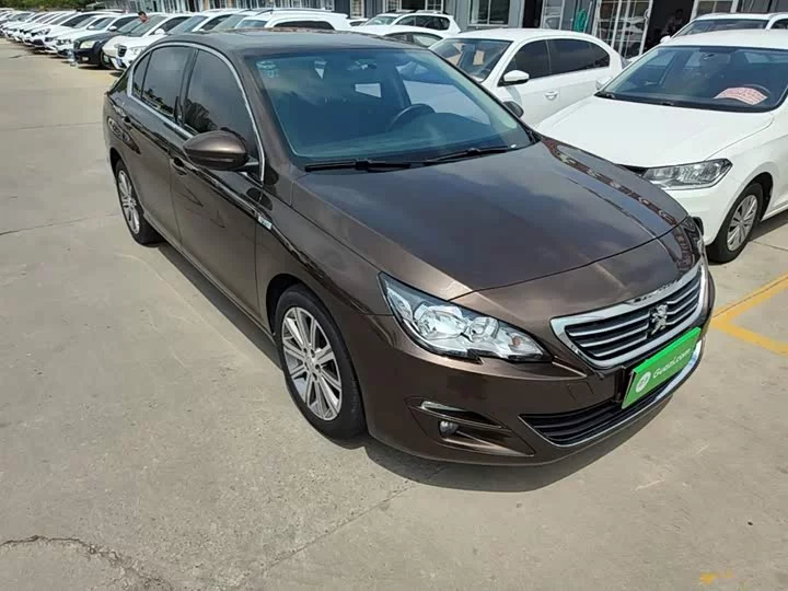 Peugeot 408