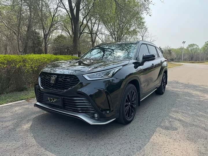 Toyota Crown Kluger