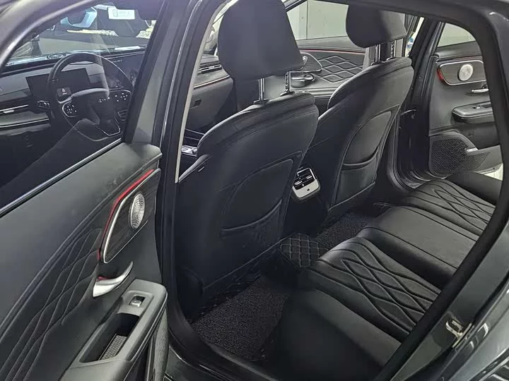Chery Arrizo 8 PRO