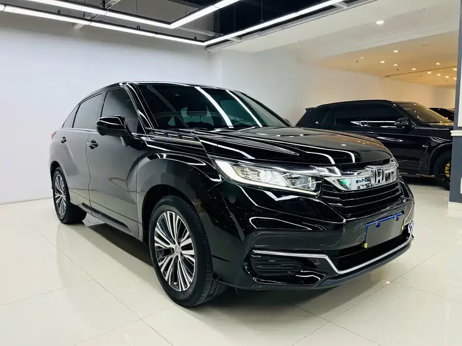Honda Crown Road