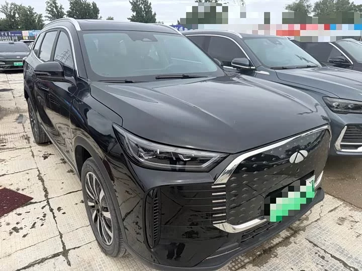 Chery Fengyun T8