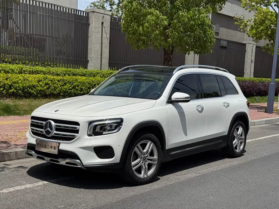 Mercedes Benz GLB