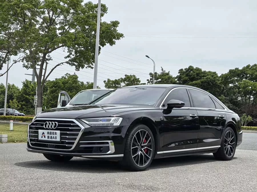 Audi A8