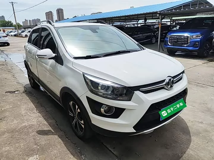 BAIC Shenbao X25