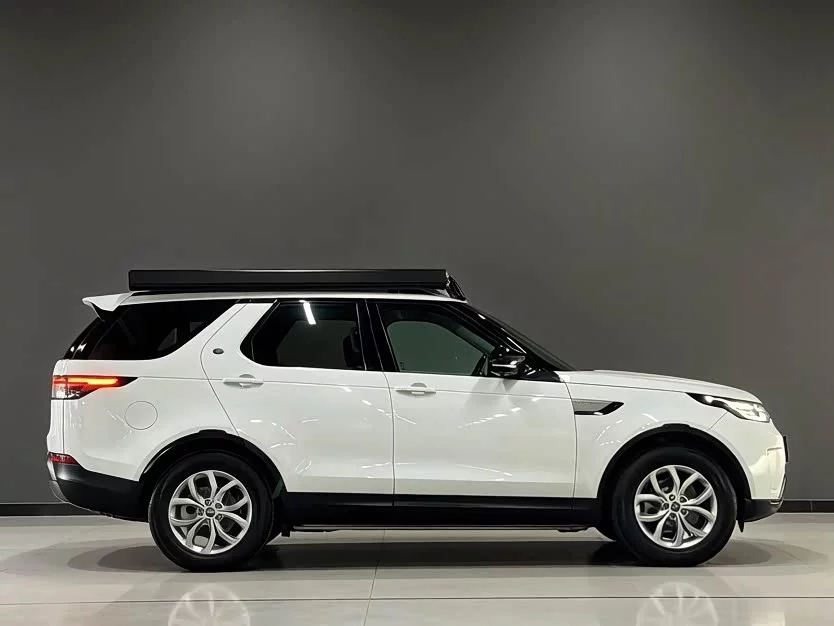 Land Rover finds