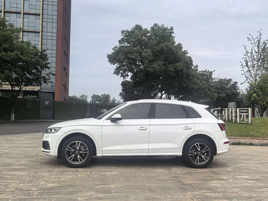 Audi Q5L