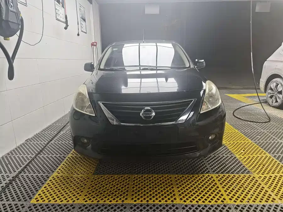 Nissan Sunny