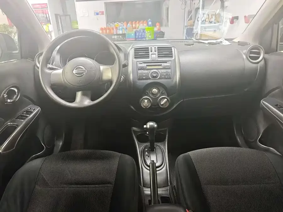 Nissan Sunny