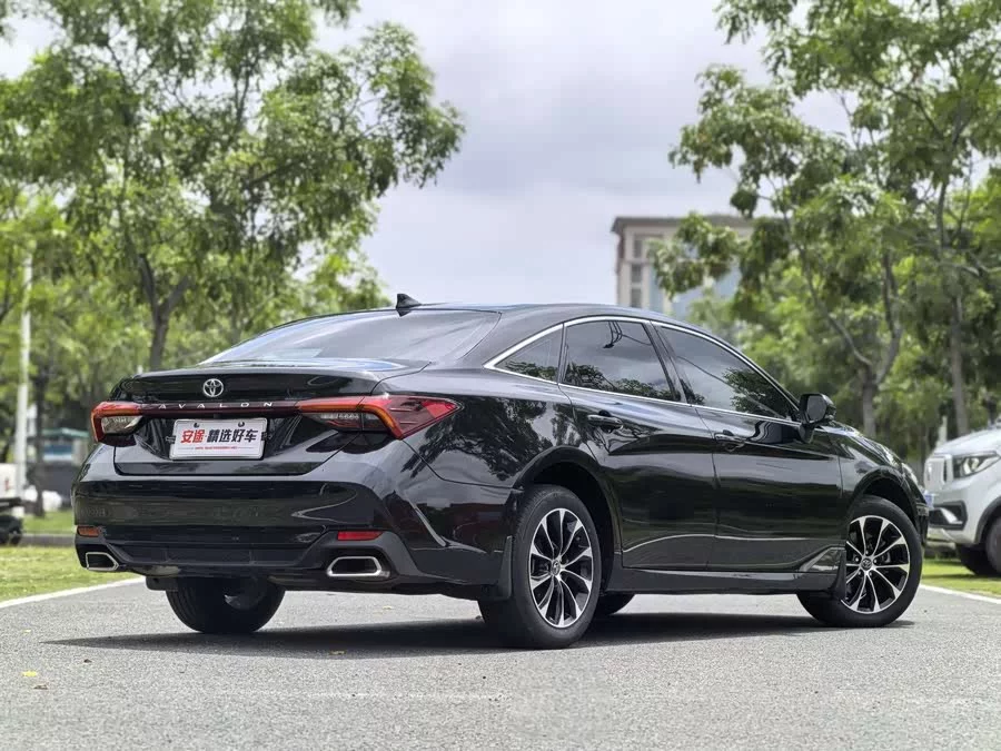 Toyota Avalon