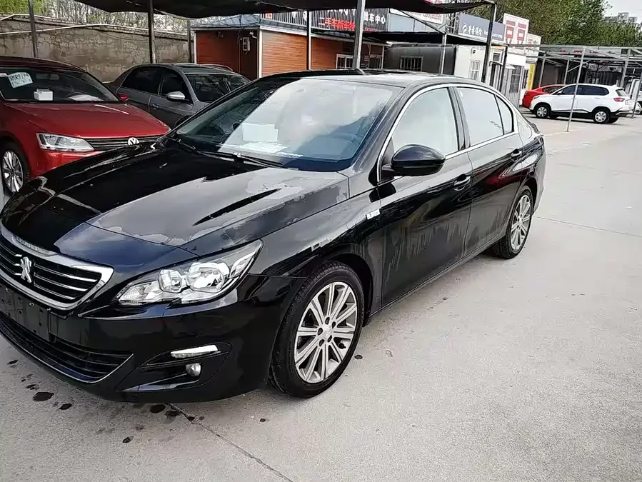 Peugeot 408