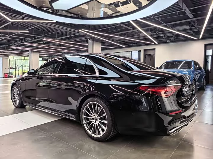 Mercedes-Benz S class