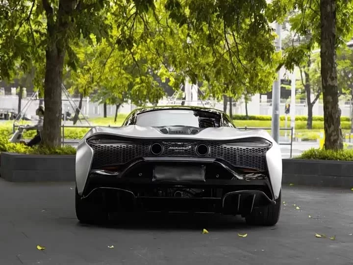 McLaren Artura
