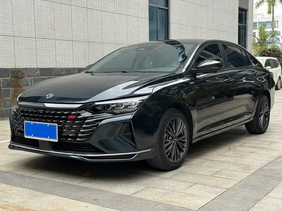 Dongfeng Yixuan MAX
