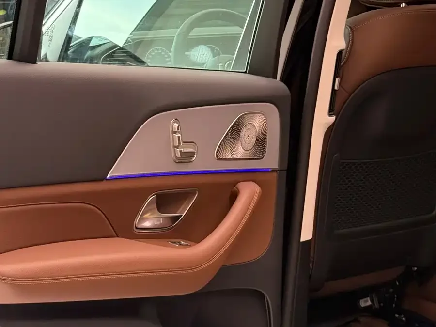 Mercedes Benz GLS