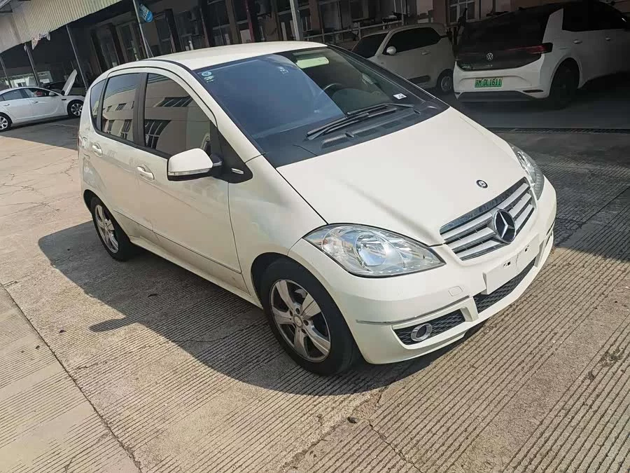 Mercedes-Benz Grade A