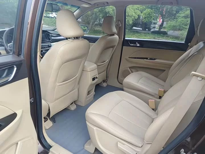 Baojun 730
