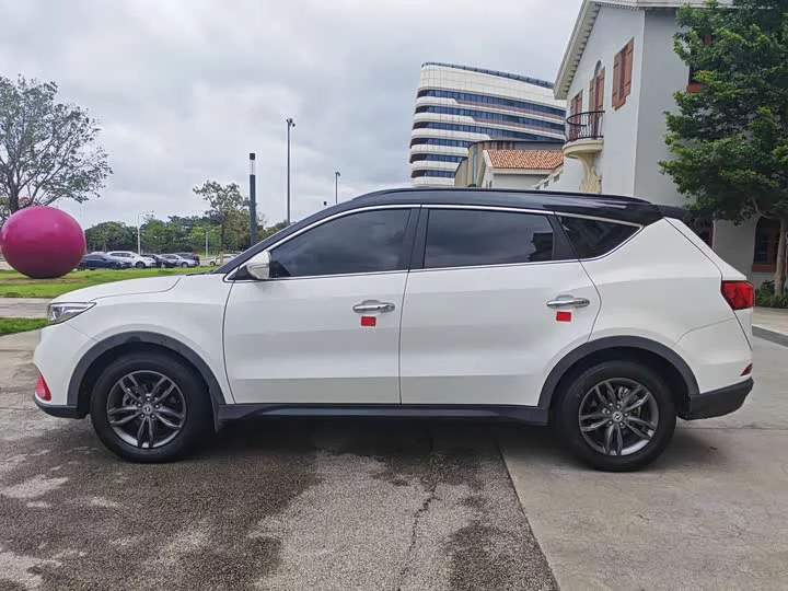Dongfeng Fengon 580