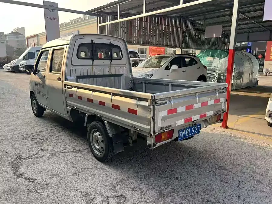 Wuling Rongguang light truck