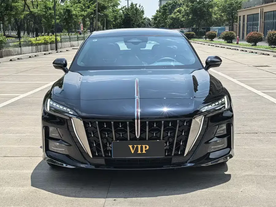 Hongqi H6