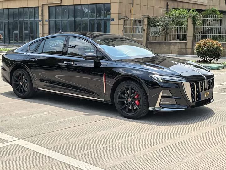 Hongqi H6