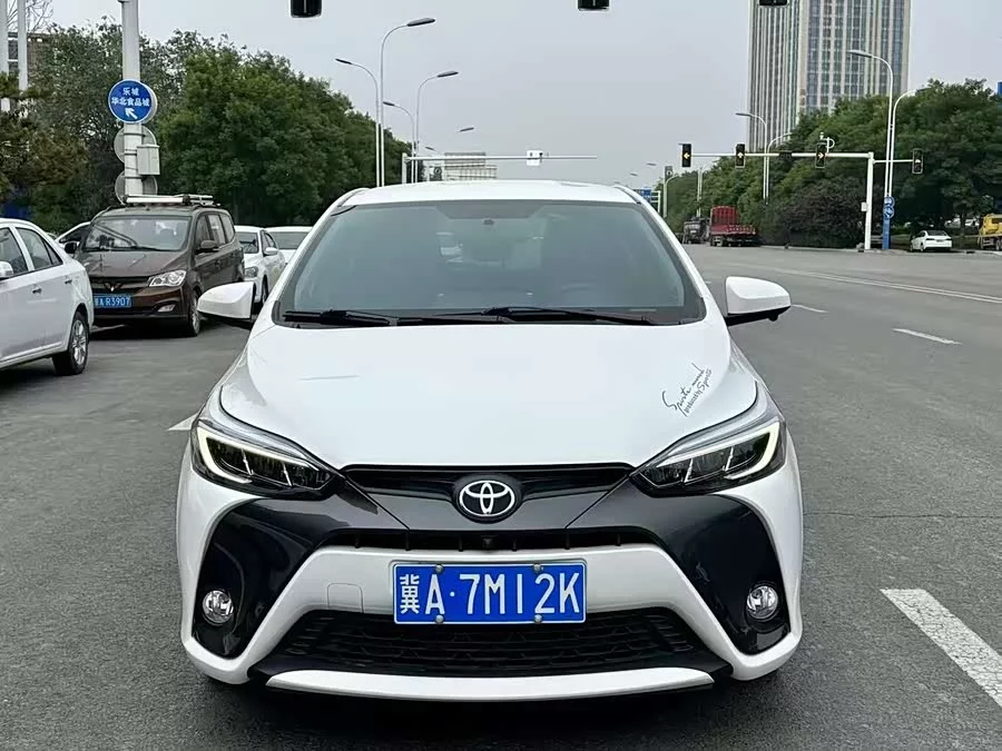 Toyota YARiS L