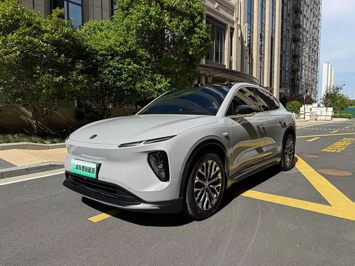NIO EC6